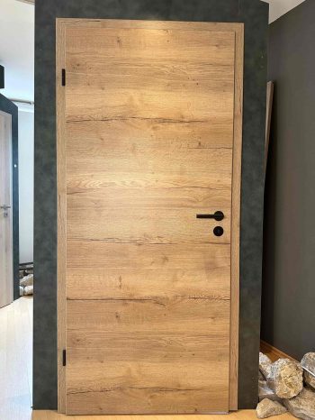 Innentür Holzoptik hell mit Maserung